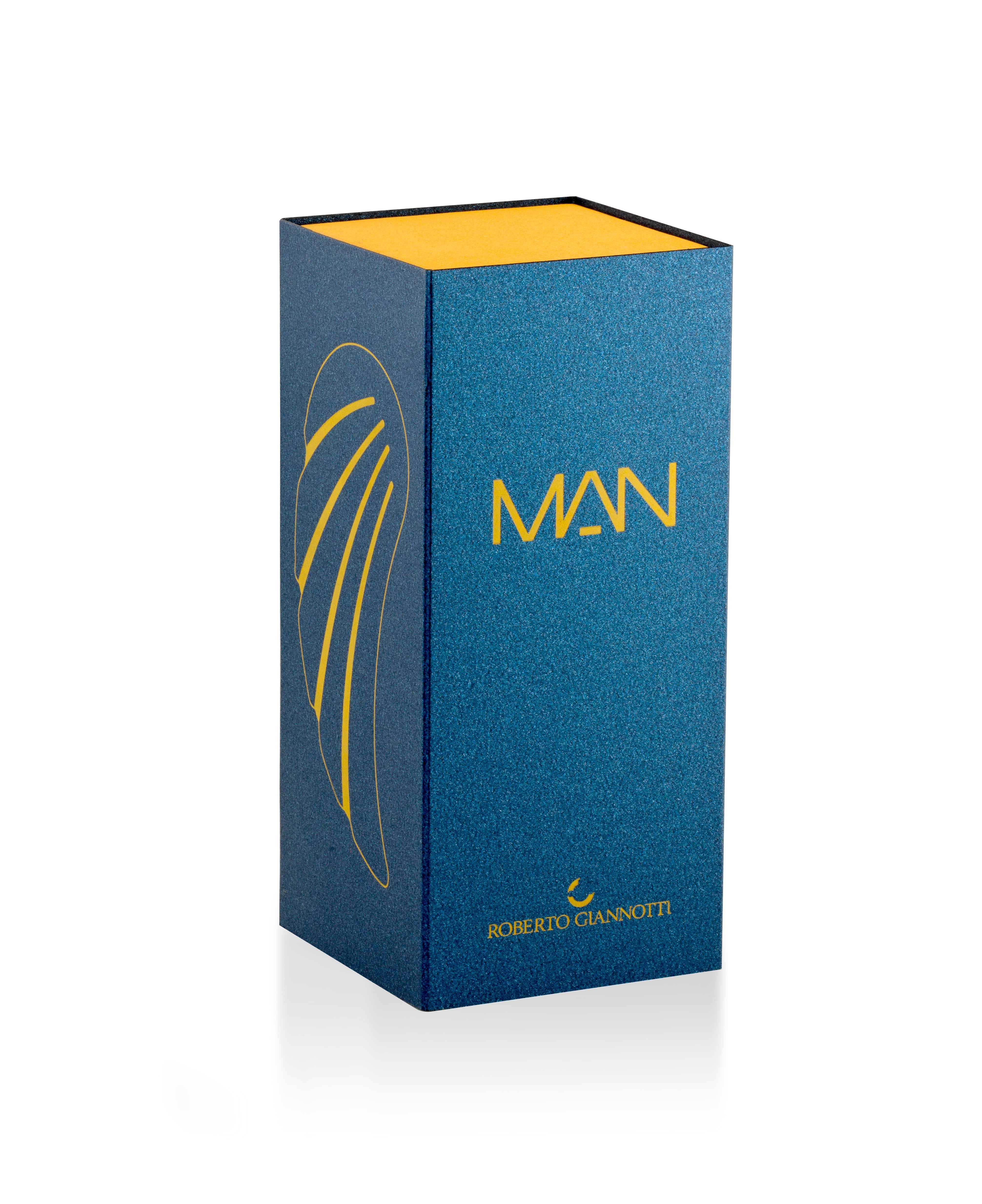 Bracciale in pelle con elemento in argento e ala a rilievo