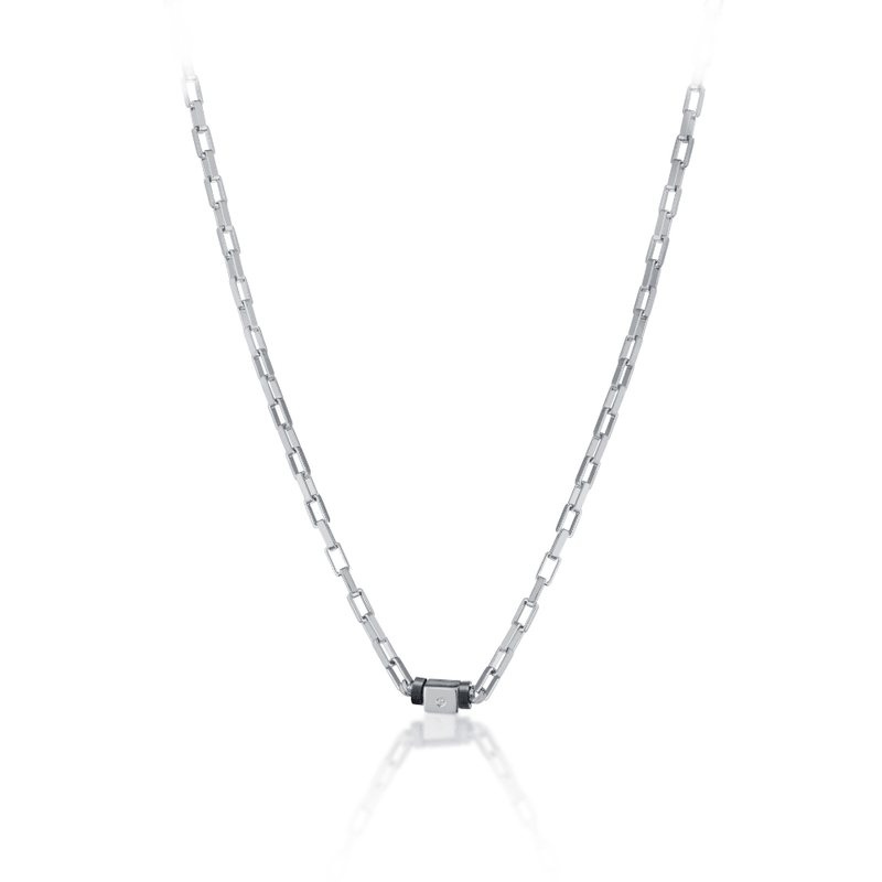 Collana con pendente a smeraldo tondo piccolo taglio brillante Collana Collana con pendente a smeraldo tondo piccolo taglio brillante Collana